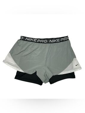 Nike Pro 2 In 1  Womens Size 3XL Shorts Compression Lined Activewear Gym